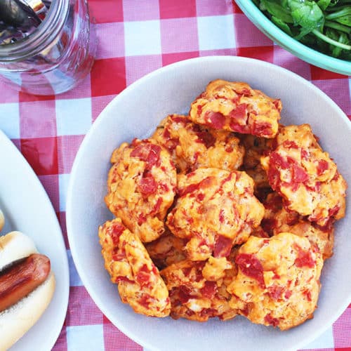Cheesy-Garlic-Tomato-Biscuits-
