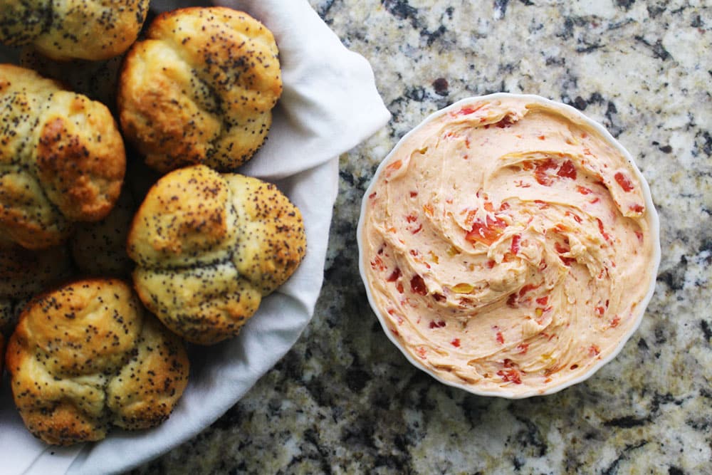 Stewed Tomato Butter and Cloverleaf Rolls 1000x667 Recipe Image of our Stewed Tomato Butter and Cloverleaf Rolls Recipe